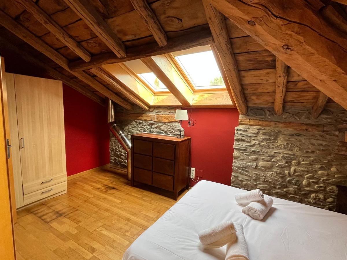 Casa De Poble Acollidora,Amb Llar De Foc, Villa Bourg-Madame Bagian luar foto
